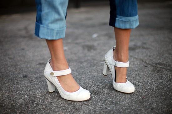 catching couture dkny sporty pumps heels