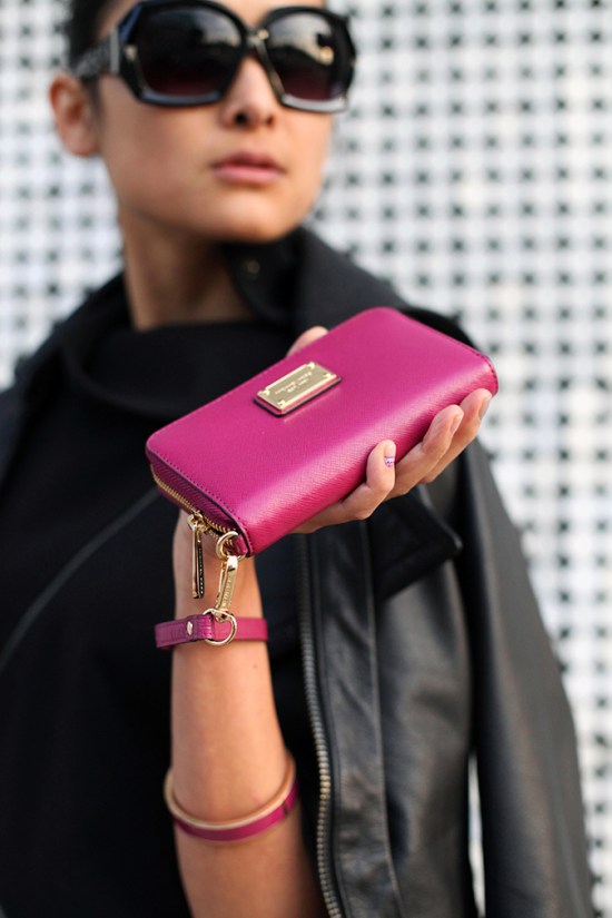 michael kors iphone zip wallet wristlet