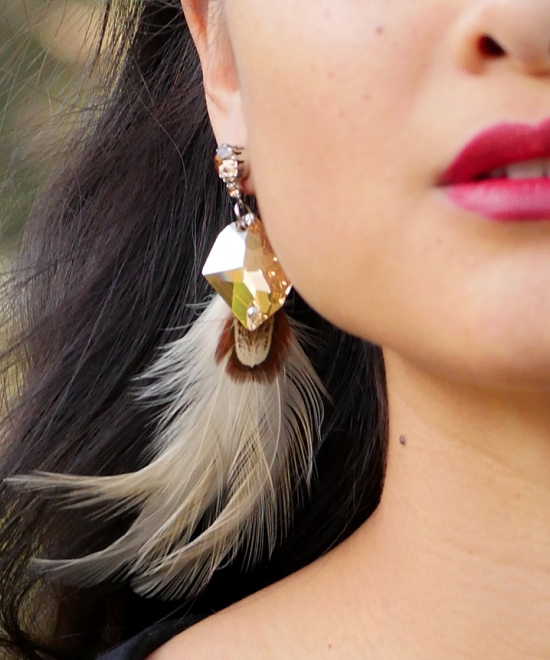 tarina tarantino electric koolade crystal feather earrings
