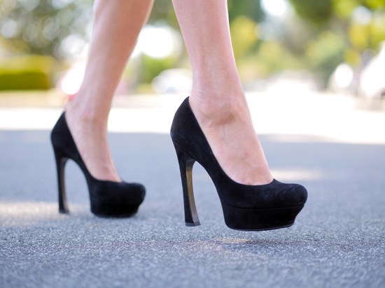 ysl yves saint laurent black suede platform pumps