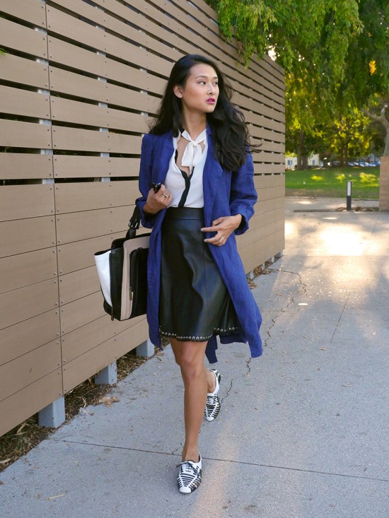 gap blue linen trench coat catching couture michelle forstadt